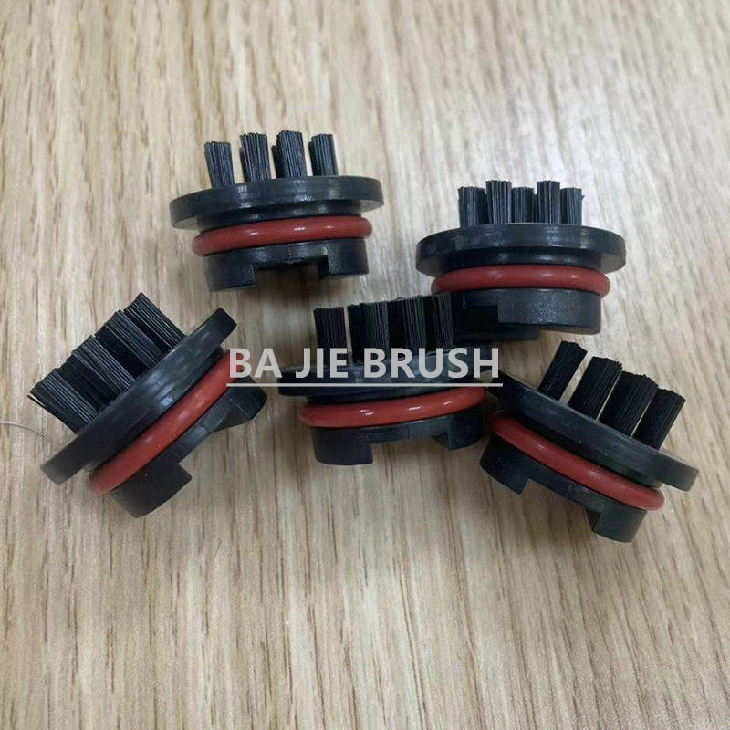 Table Top Button Brush